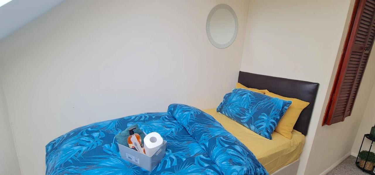 Move Inn Estates - Multiple Rooms Лондон Екстериор снимка
