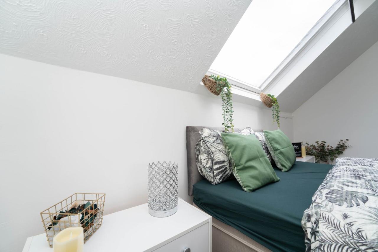 Move Inn Estates - Multiple Rooms Лондон Екстериор снимка
